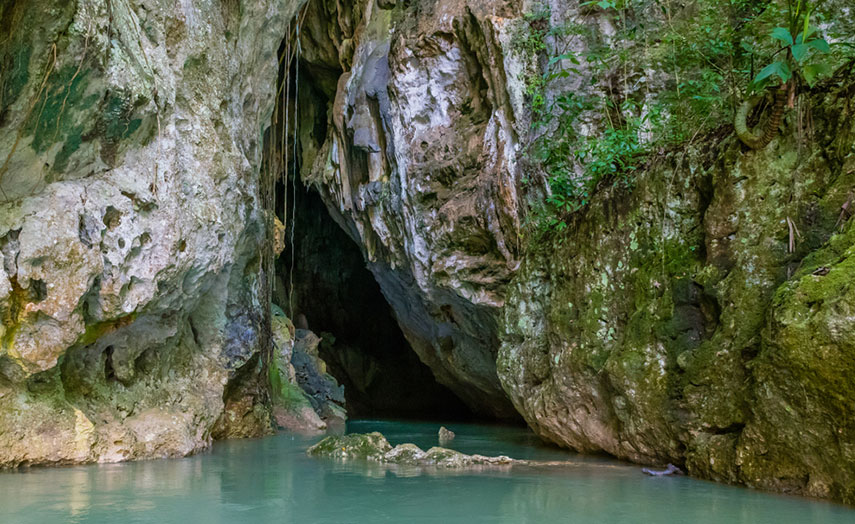 Barton Creek Höhle in Belize