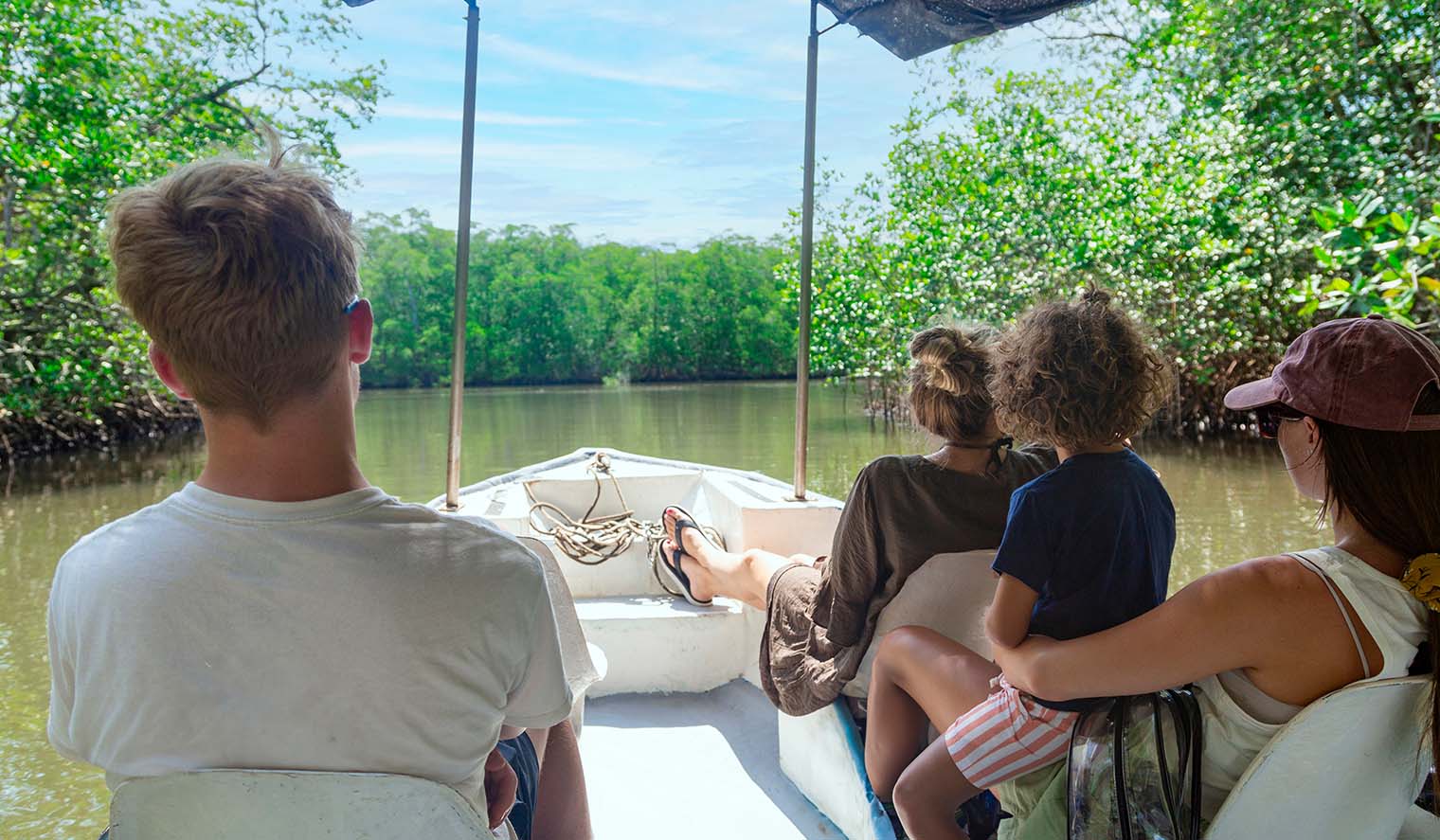 Gruppenreise in Costa Rica auf Boot